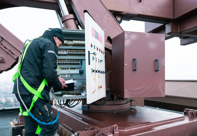 Service af tagmaskine